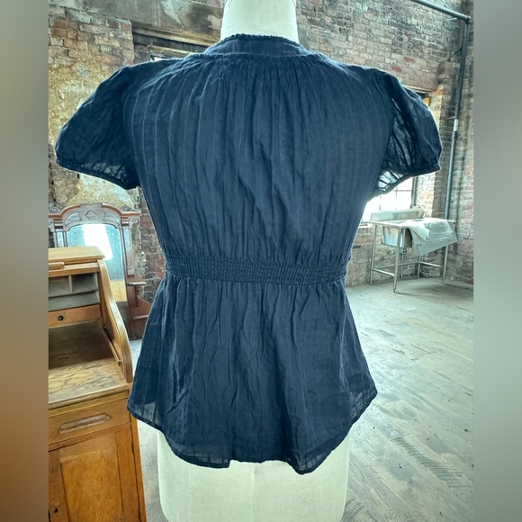 HD in Paris Top - Picture 2 of 5